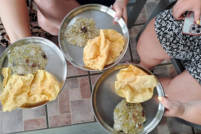 Private Cooking Class in Mauritius with a Local Family - The Backyard Garden Tour: Where the Meal Begins