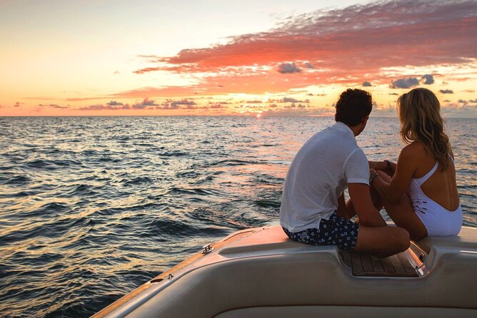 Private Exclusive Sundowner catamaran with Dinner & Transfer - Why the East Coast sundowner feels different than a shoreline dinner