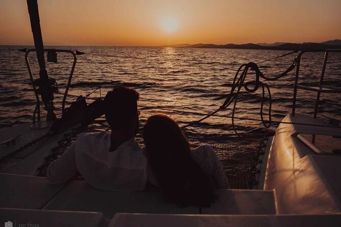 Private Exclusive Sundowner catamaran with Dinner & Transfer - Drinks, canapés, and onboard music: what’s included, what’s not