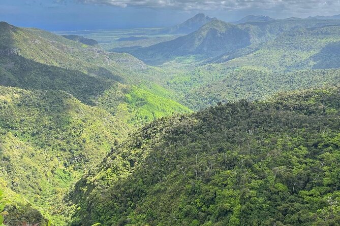 Private Full Day Tour in Mauritius - Chamarel Waterfalls: a 100-meter single-drop rush