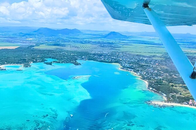 Seaplane Tours over the turquoise lagoon of the East of Mauritius - First Stop in the Sky: Île aux Cerfs, White Sand and Bright Lagoon