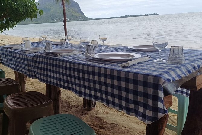 Shared 10 Pax Boat Tour: Dolphin Watching, Snorkelling and BBQ - Who this trip suits best, and who might prefer another option