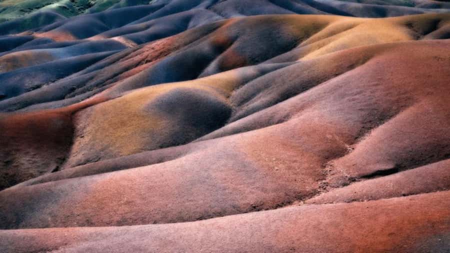 Southern Mauritius: Volcanoes & Coloured Earth - Diamond and Ship Factory: why cutting and polishing matters in the real world