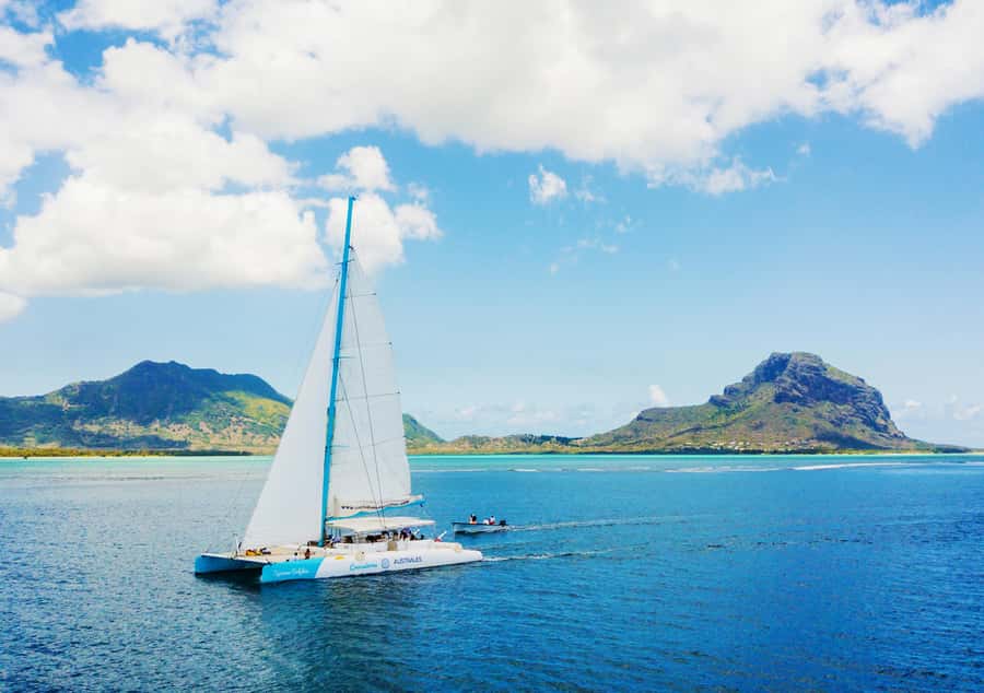 Southwest of Mauritius: Catamaran Cruise w/ Snorkeling - BBQ Lunch on the Catamaran, What’s Actually Included