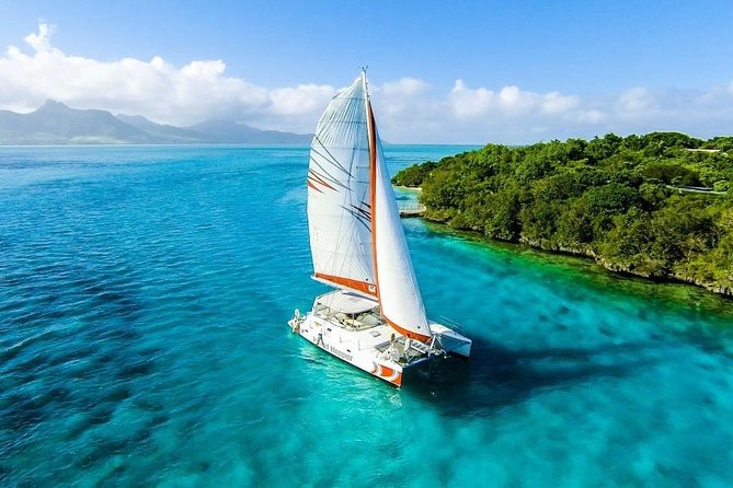 Spectacular Catamaran trip to Ile Aux Cerf with Lunch & Transfer - Trou dEau Douce to Ile aux Cerfs: what kind of day this is