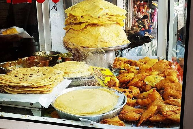 Street Food Private Tour in Port Louis - Central Market: your starting point for Mauritian Creole street food