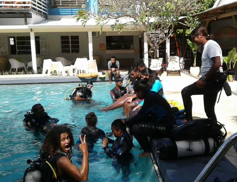 Tamarin Bay: Beginners Scuba Diving Experience - What You’ll See Underwater, and Why It Might Vary