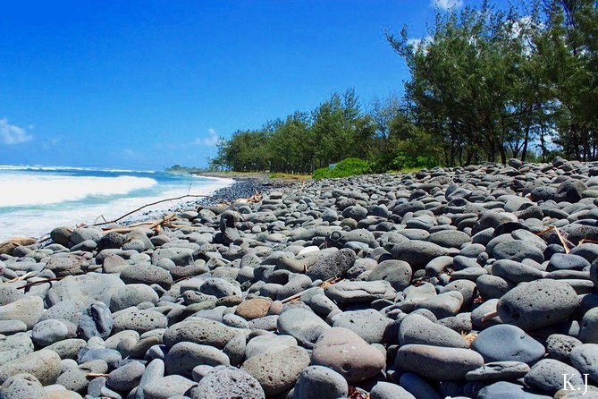 Tropical South West of Mauritius: Full-day All Inclusive tour (Visit to 3 parks) - Grand Bassin (Ganga Talao): the 33-meter Lord Shiva in a crater lake setting