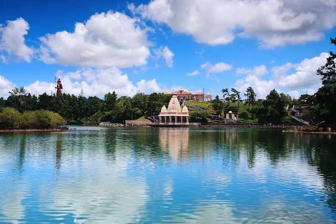 Wild South: Full-Day tour incl Rhumerie St Aubin, Bois cheri Tea factory & Lunch - Grand Bassin (Ganga Talao): Lord Shiva, Shrines, and a 33-Meter Statue